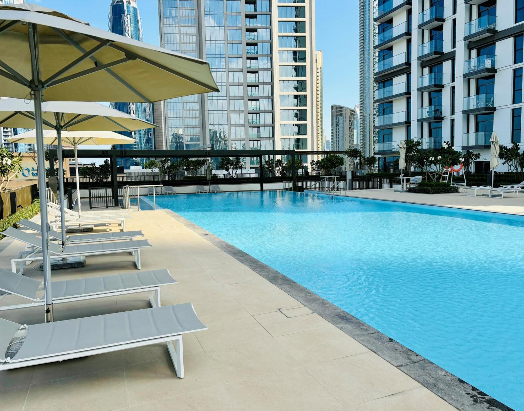 Burj Crown - First Class Boulevard View, 9 Min Walk Mall *