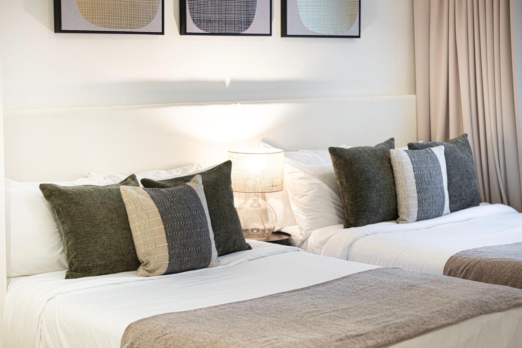 Burj Crown - First Class Boulevard View, 9 Min Walk Mall Apartment